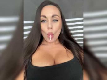-Hennessy- — Bongacams recorded stream image, 24.10.2025 05:30