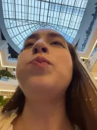 Holly_Play — Stripchat recorded stream image, 24.10.2025 10:00
