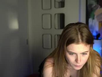 chloewildd — Chaturbate recorded stream image, 24.10.2025 20:40