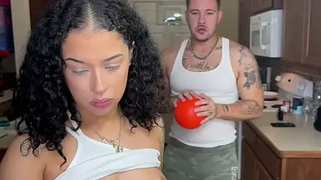 vibingwithvi — Stripchat recorded stream screenshot (21 Feb 2025)