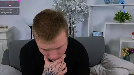 _Olli__Stiw_ — Stripchat recorded stream image, 26.10.2025 07:00