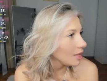 glossybabe_ — Chaturbate recorded stream image, 26.10.2025 07:00