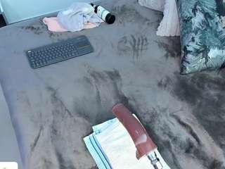 angie-roses — Camsoda recorded stream image, 27.10.2025 01:10