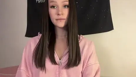 ur_molly — Stripchat recorded stream image, 27.10.2025 14:30
