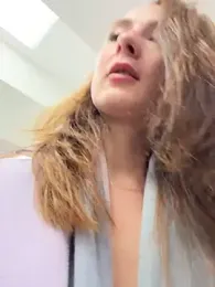 Dina_Tease — Stripchat recorded stream image, 27.10.2025 13:10