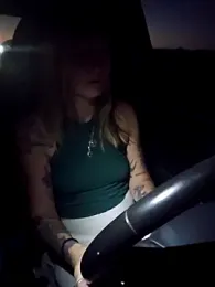 SheIsSomething — Stripchat recorded stream image, 28.10.2025 01:20