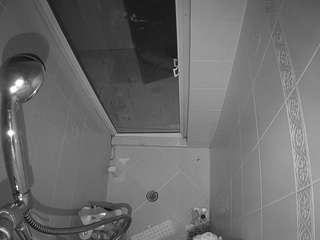voyeurcam-baileybase-shower — Camsoda recorded stream image, 17.02.2025 18:30