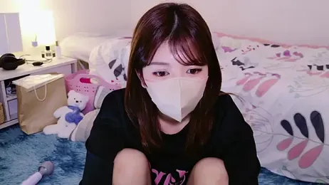 Runarunapi — Stripchat recorded stream screenshot (28 Oct 2025)