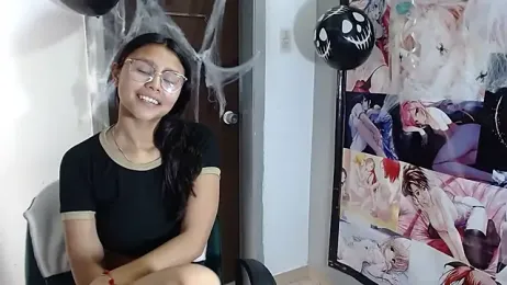 SofieLove_01 — Stripchat recorded stream image, 28.10.2025 09:00