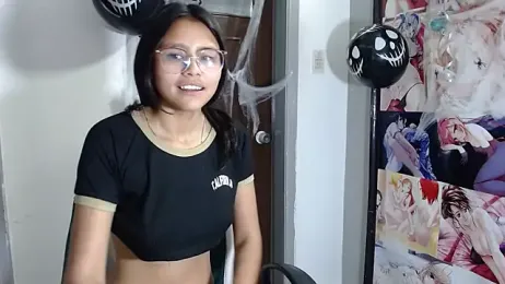 SofieLove_01 — Stripchat recorded stream image, 28.10.2025 09:00