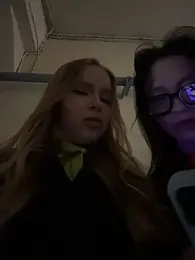 Liza_risky — Stripchat recorded stream image, 28.10.2025 12:50