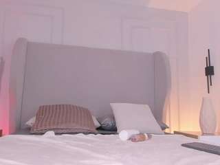 chloedee — Camsoda recorded stream image, 28.10.2025 11:50