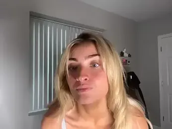meggsworld — Stripchat recorded stream image, 28.10.2025 18:10