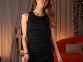little_poetry — Chaturbate recorded stream image, 28.10.2025 16:20