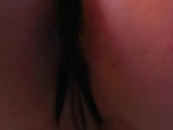 mollyflwers — Chaturbate recorded stream screenshot (28 Oct 2025)