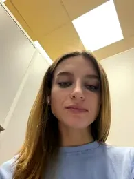 -AngelAri- — Stripchat recorded stream image, 28.10.2025 21:00