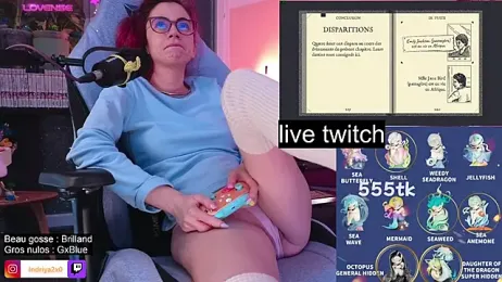 Indriya2x0 — Stripchat recorded stream image, 28.10.2025 20:10