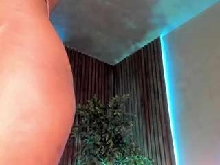 alison-mooon — Camsoda recorded stream image, 28.10.2025 23:20