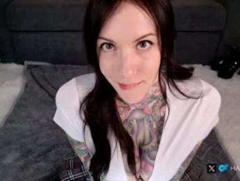 harliequinnx — Chaturbate recorded stream screenshot (29 Oct 2025)