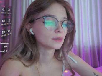 vialeta-baby — Bongacams recorded stream image, 28.10.2025 23:00