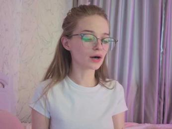 vialeta-baby — Bongacams recorded stream image, 28.10.2025 23:00