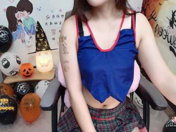 Angela19 — Bongacams recorded stream image, 30.10.2025 10:30
