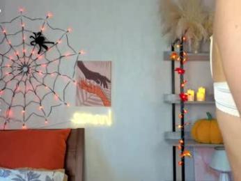 minnietammy — Chaturbate recorded stream screenshot (31 Oct 2025)