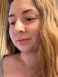 curvyflawless — Stripchat recorded stream screenshot (31 Oct 2025)