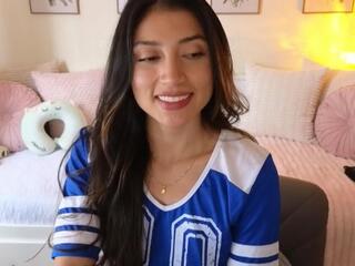 Alejandhra — Flirt4free recorded stream screenshot (31 Oct 2025)