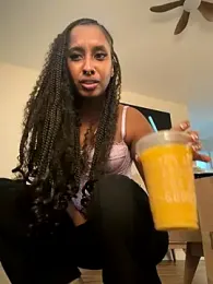 Your_Paris — Stripchat recorded stream image, 31.10.2025 16:40