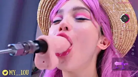 MyLoulaby — Stripchat recorded stream screenshot (31 Oct 2025)