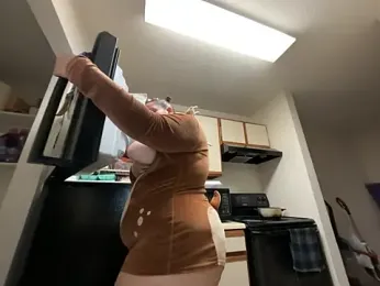 Thickarella420 — Stripchat recorded stream screenshot (31 Oct 2025)