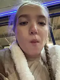bambi_lu — Stripchat recorded stream image, 31.10.2025 16:30