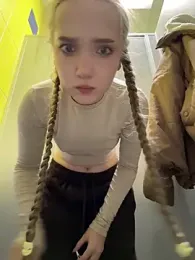 bambi_lu — Stripchat recorded stream image, 31.10.2025 16:30