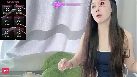 Eden-top — Stripchat recorded stream image, 01.11.2025 02:50
