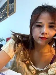 Efangfang — Stripchat recorded stream screenshot (01 Nov 2025)