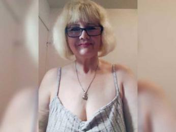 BoloshkaBlonda — Bongacams recorded stream screenshot (01 Nov 2025)