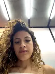 alana15 — Stripchat recorded stream screenshot (01 Nov 2025)