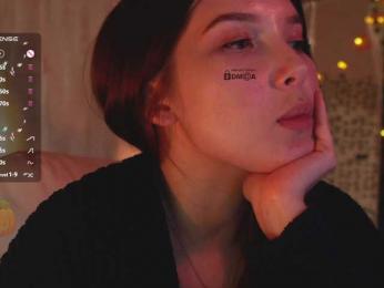 _Q_ — Bongacams recorded stream image, 02.11.2025 10:00