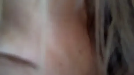 DemiDee — Stripchat recorded stream image, 03.11.2025 05:40