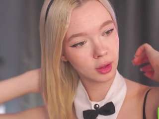 alinabailey — Camsoda recorded stream image, 03.11.2025 07:00