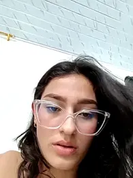 Ary-18 — Stripchat recorded stream image, 03.11.2025 14:00