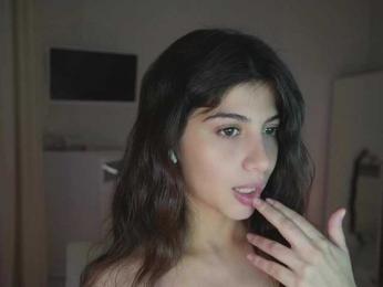 -Madi- — Bongacams recorded stream screenshot (03 Nov 2025)