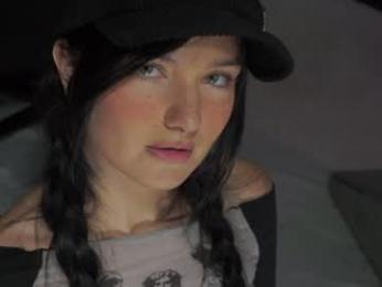 finleyfae — Chaturbate recorded stream image, 03.11.2025 17:50
