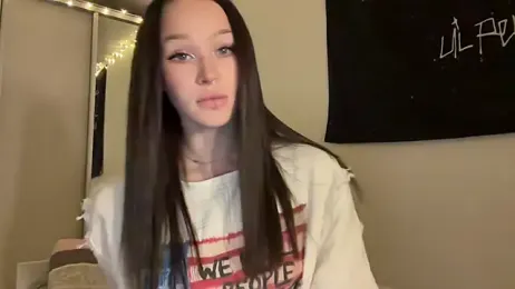 ur_molly — Stripchat recorded stream image, 04.11.2025 12:40