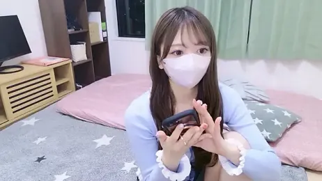 yuki-chi — Stripchat recorded stream screenshot (04 Nov 2025)