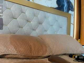 emily-86 — Camsoda recorded stream image, 04.11.2025 15:20