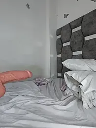 aurelialux — Stripchat recorded stream image, 04.11.2025 20:00