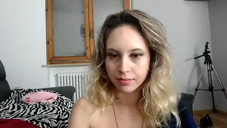L_Sofia — Stripchat recorded stream image, 05.11.2025 07:50