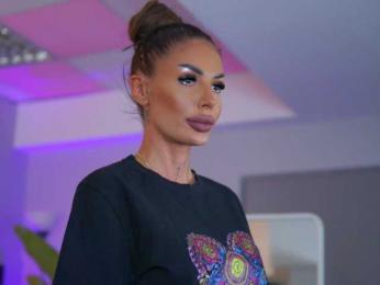 RaquelleVon — Bongacams recorded stream image, 05.11.2025 09:50
